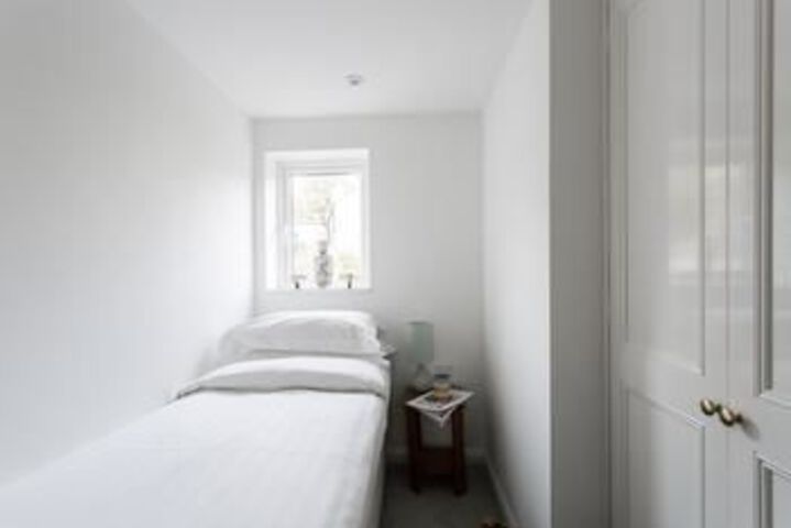 Room 22 of 60