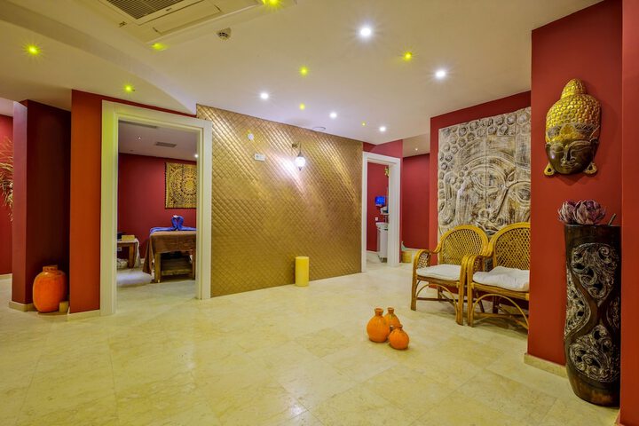 Hotel Interior 86 of 112