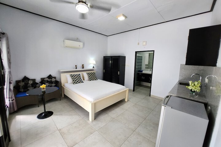Room 32 of 111