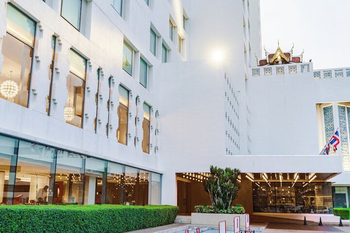 Hotel 102 of 110