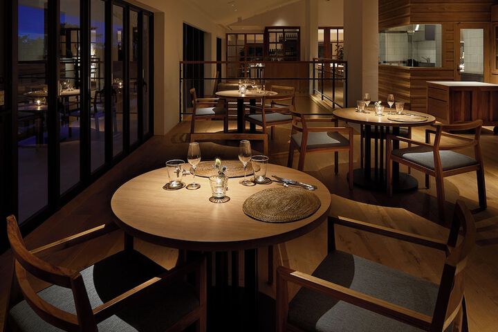 Dining 107 of 152