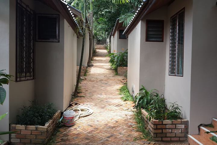 Property Grounds 12 of 17