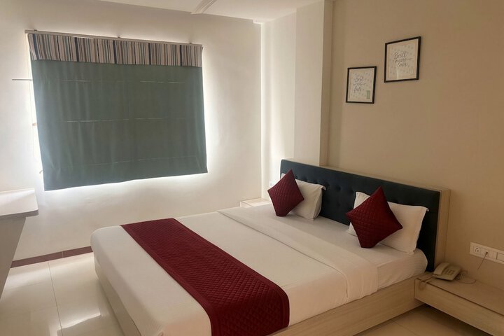 Room 14 of 37