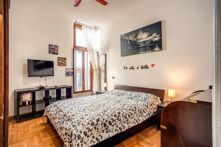 Room 3 of 19