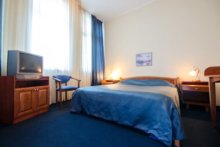 Room 21 of 60