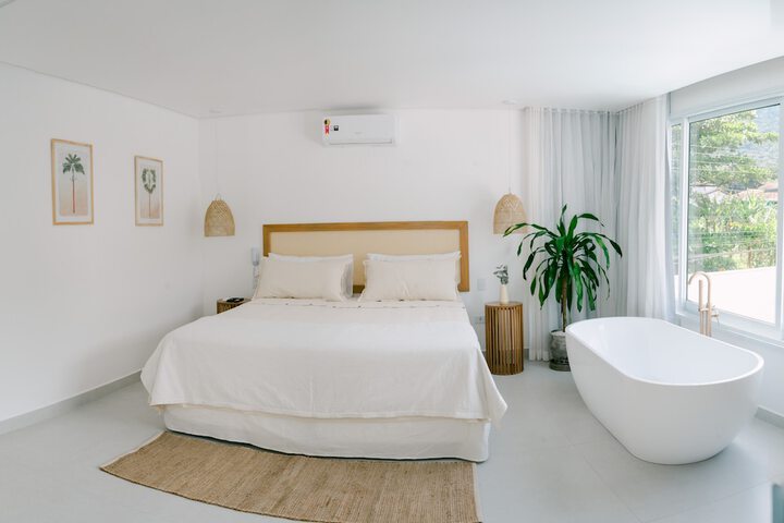 Room 6 of 26
