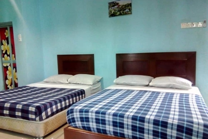 Room 4 of 28