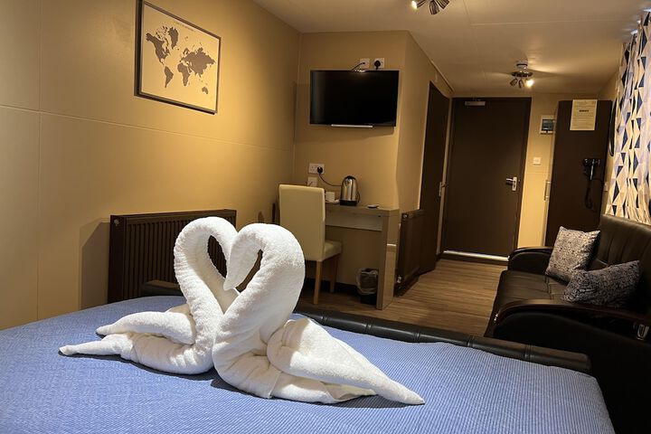 Room 11 of 57