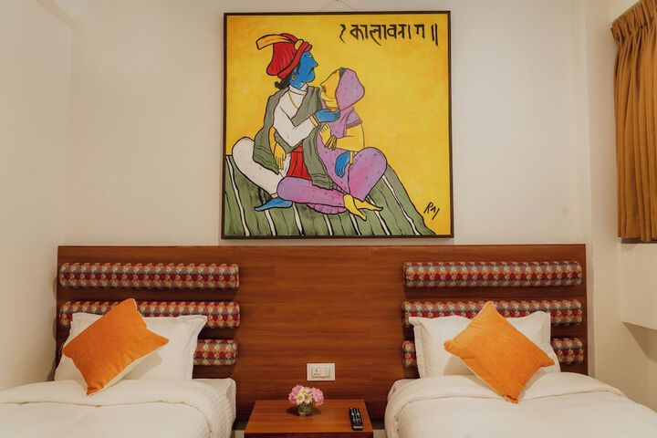 Room 20 of 48