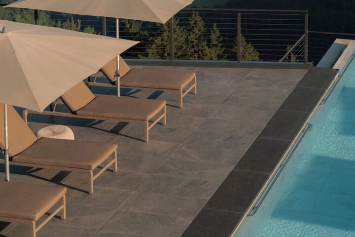 Pool 73 of 221