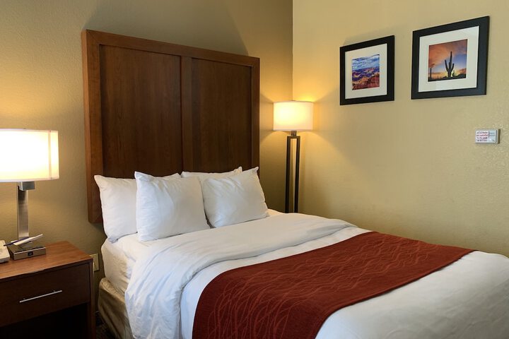 Room 11 of 71