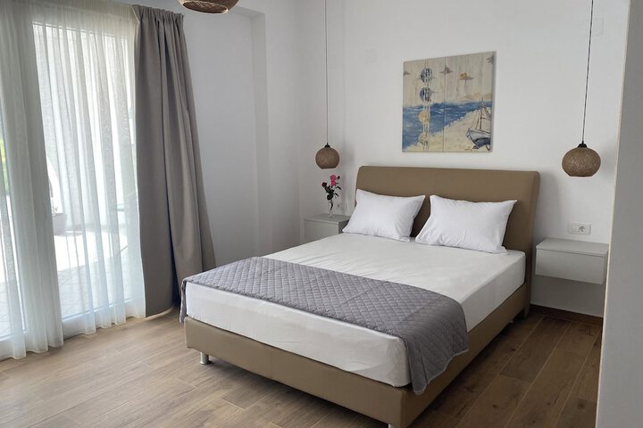 Room 20 of 77