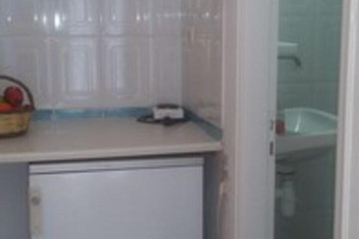 Room 70 of 73