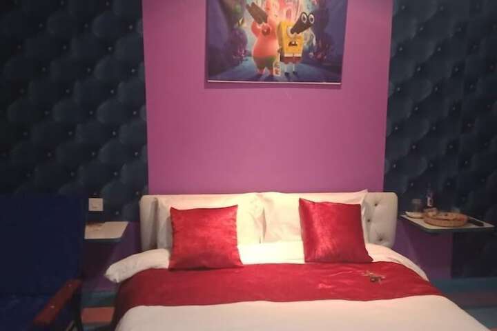 Room 11 of 39