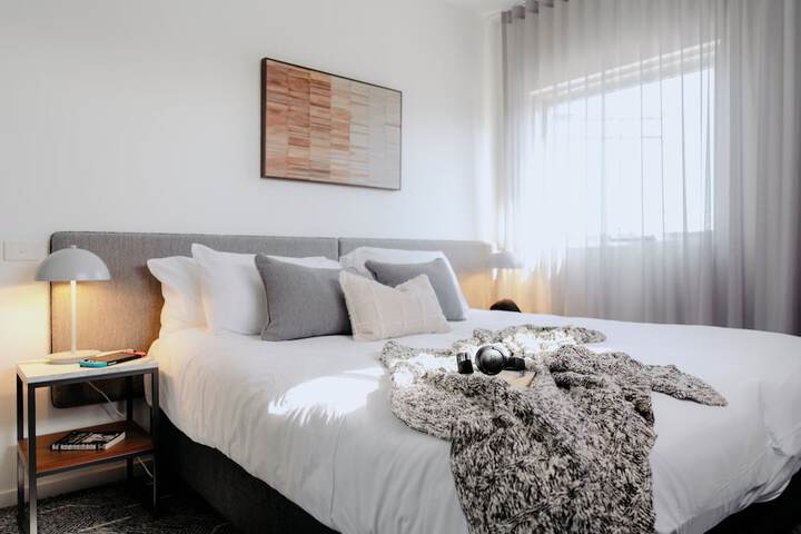 Room 25 of 66