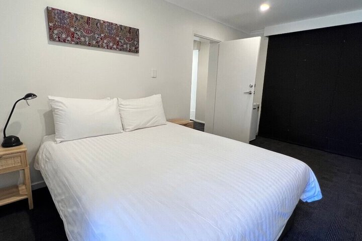 Room 34 of 95