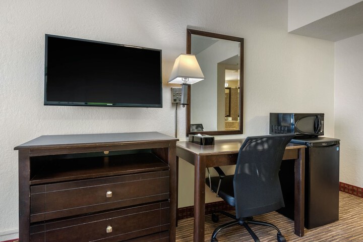 2 Double Beds with View (7 of 19)