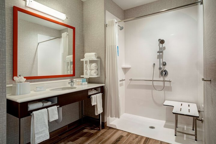 Bathroom shower