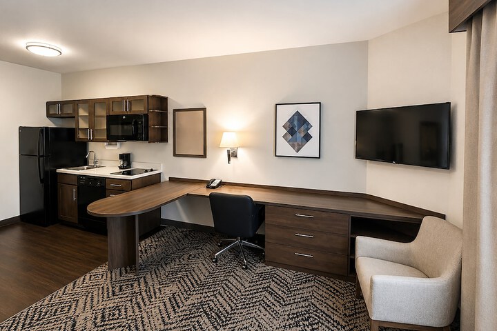 Room 18 of 36