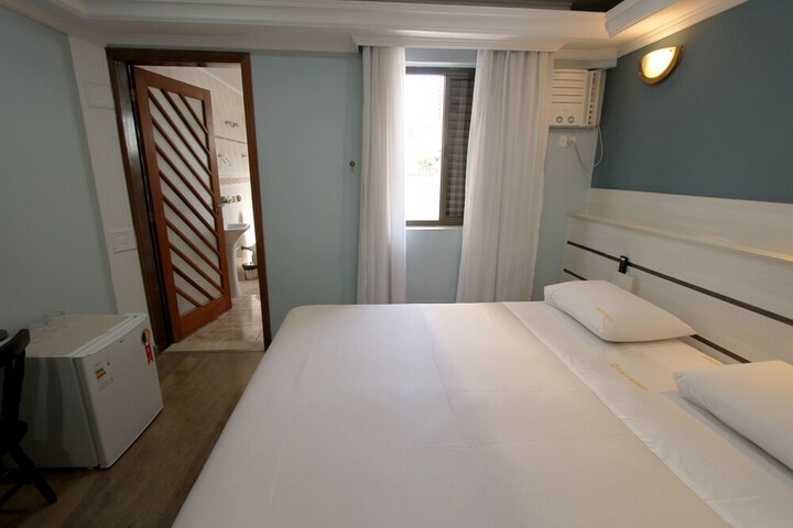 Room 7 of 35