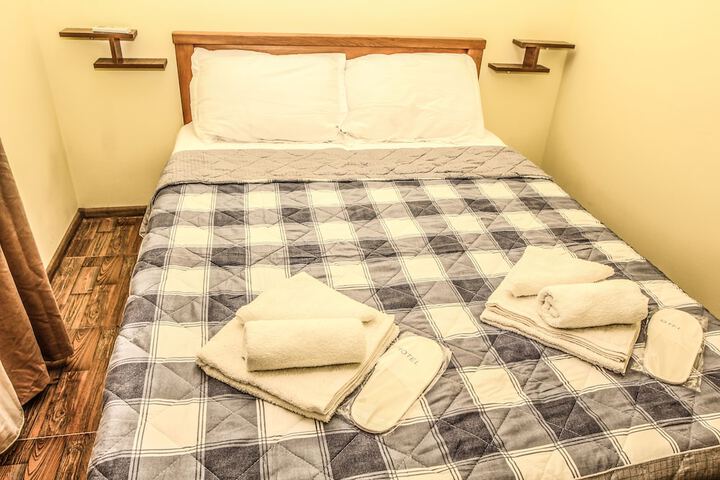 Room 14 of 26