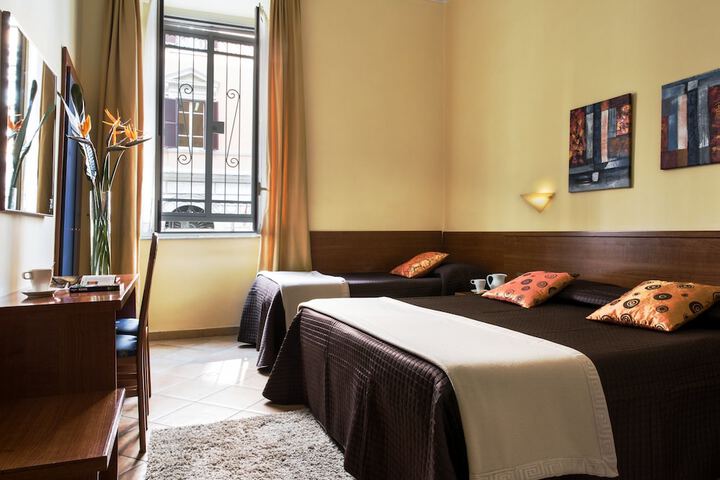 Hotel Cervia in Rome