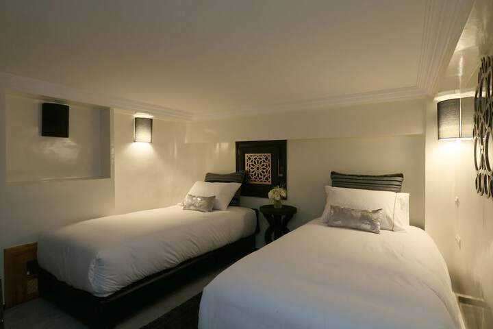 Room 30 of 129