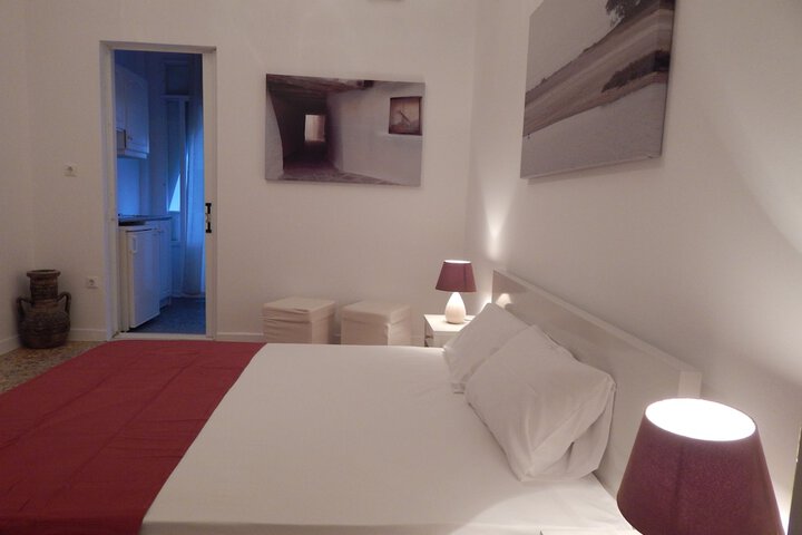 Room 8 of 36