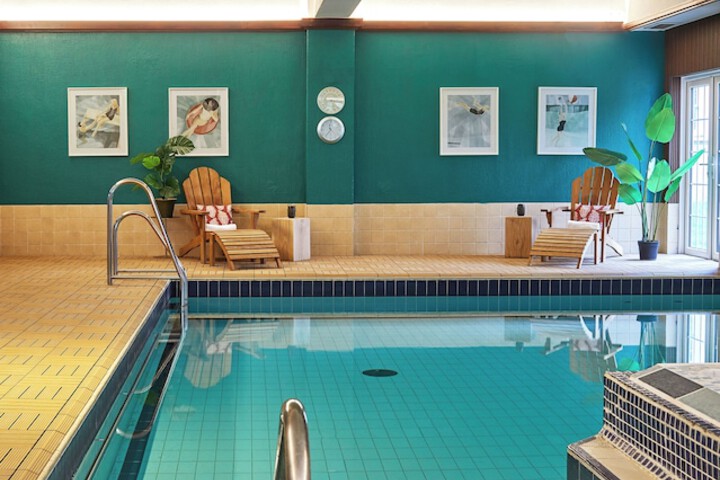 Pool 57 of 128