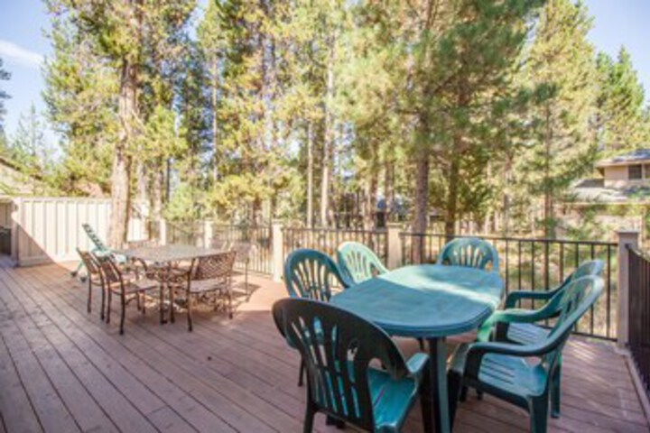 Terrace/Patio 3 of 46