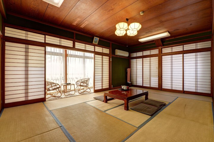 Room 14 of 58