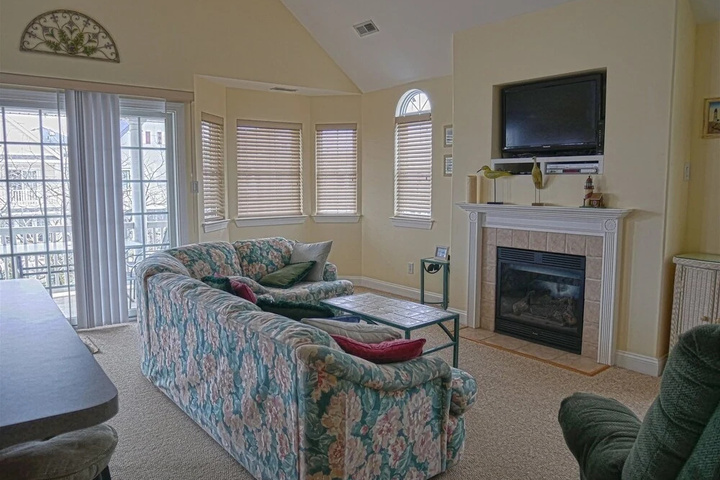 Image of Oc1426 Asbury Avenue 2nd Floor