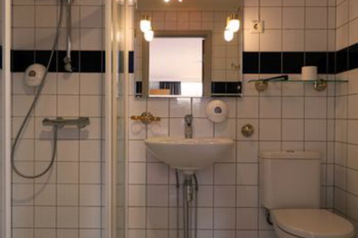 Room 10 of 59
