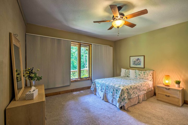 Room 9 of 62
