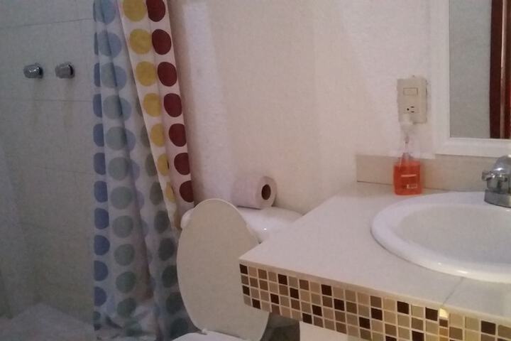 Room 12 of 37