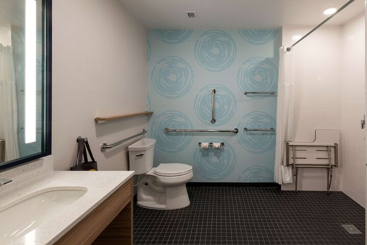 Bathroom shower