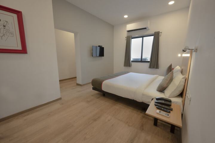 Room 12 of 31