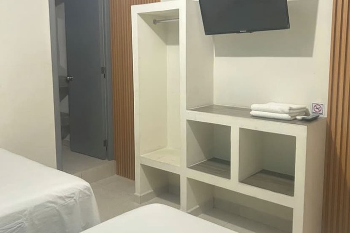 Room 5 of 24