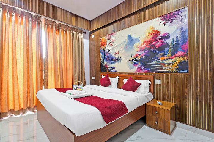 Room 14 of 32