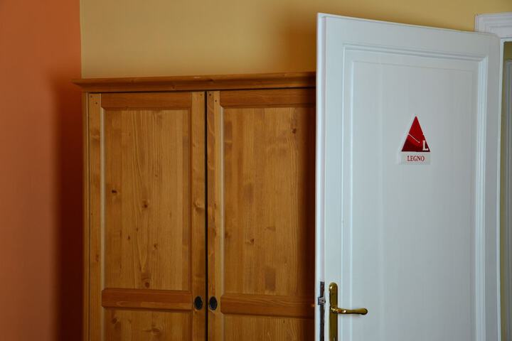 Room 26 of 59