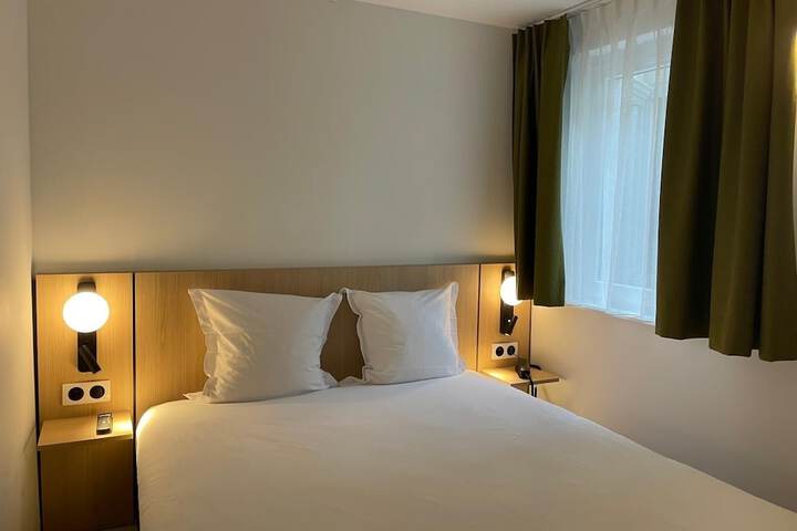 Room 29 of 68