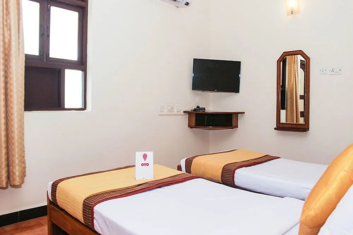 Room 3 of 21