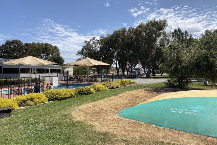 Property Grounds 30 of 40