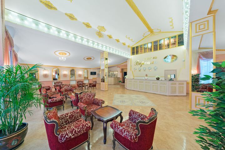 Hotel Interior 9 of 39