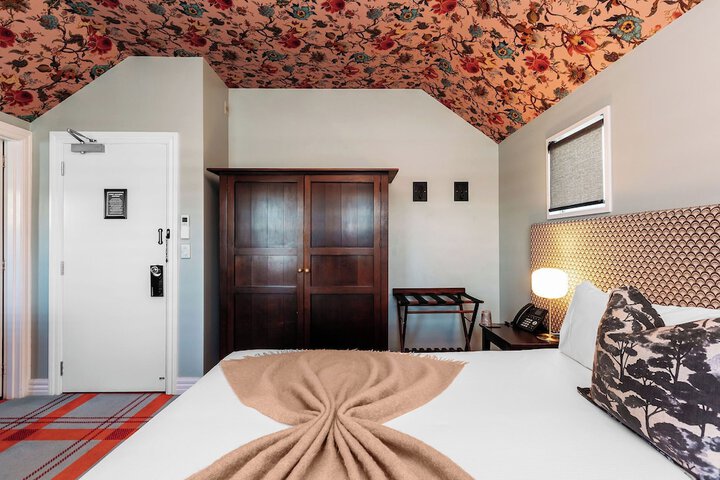Room 20 of 55