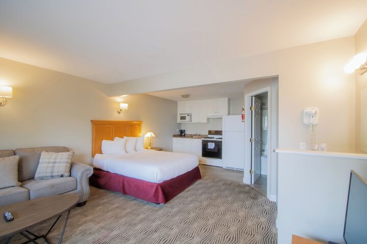 Room 14 of 37