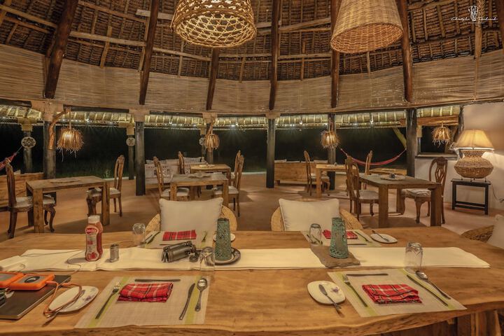 Dining 108 of 155