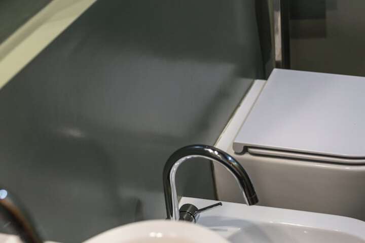 Room 67 of 76