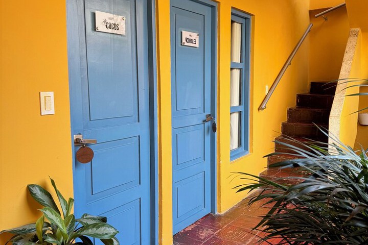 Room 9 of 46
