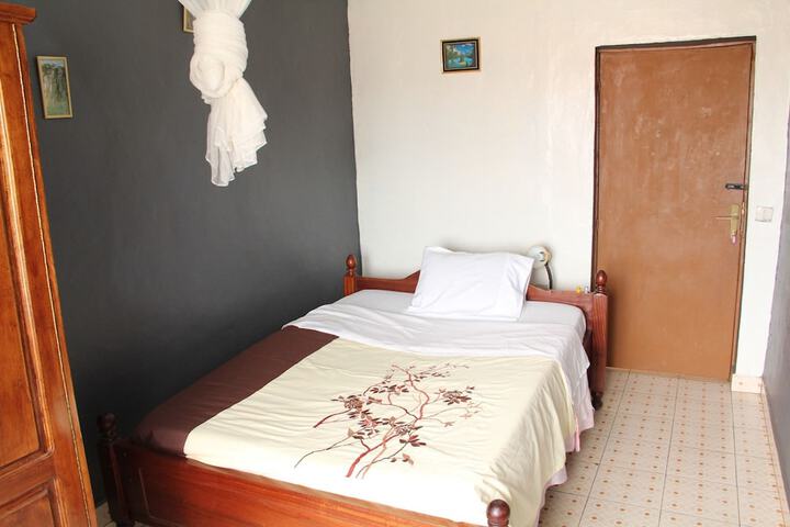 Room 11 of 24